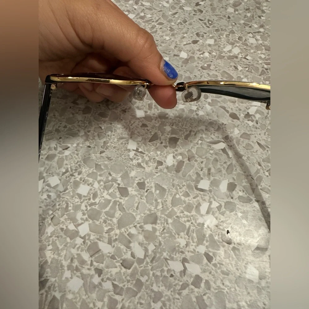 Ray BAN CLUBMASTER CLASSIC LIKE NEW ! UNISEX 
FITS FOR SMALL HEAD …lol - Picture 3 of 10